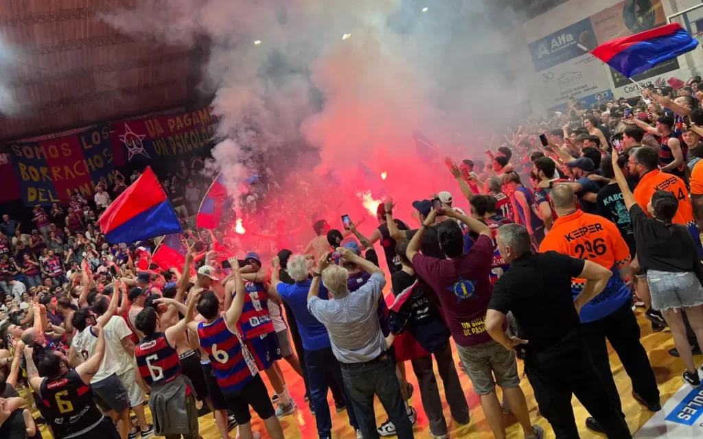 Festejos de Unión Atlética Basquet