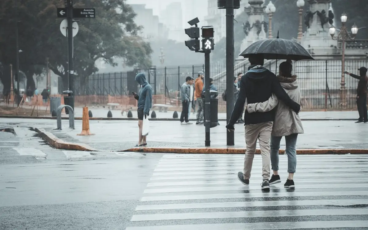 Uruguay se prepara para la llegada de un frente frío con lluvias y tormentas